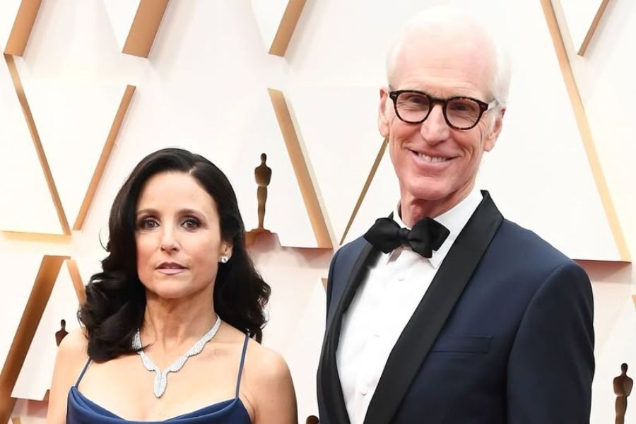 Julia Louis-Dreyfus husband