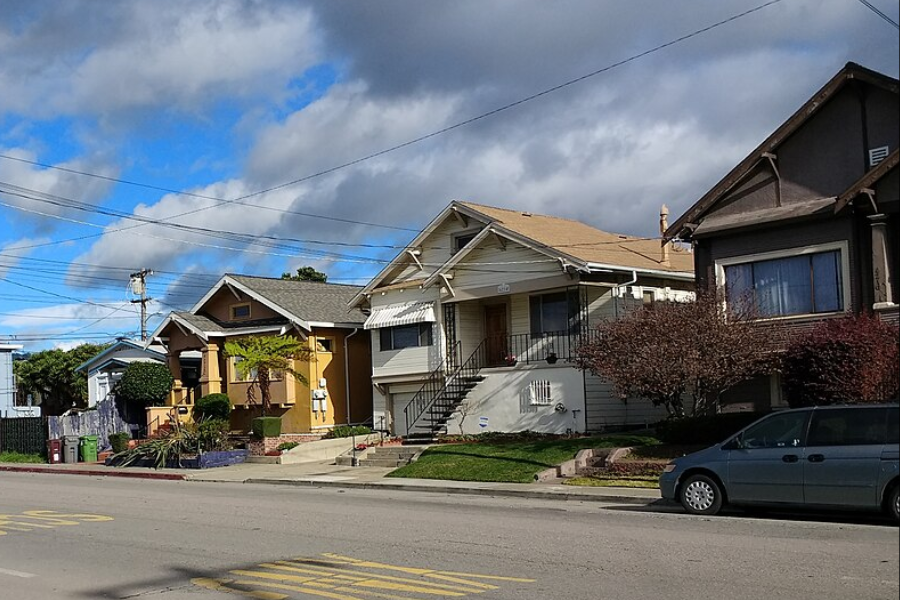 Oakland Houses 
