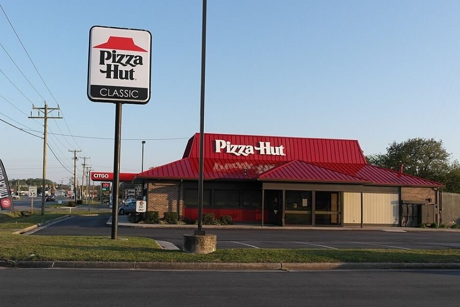 Pizza Hut Restaurant